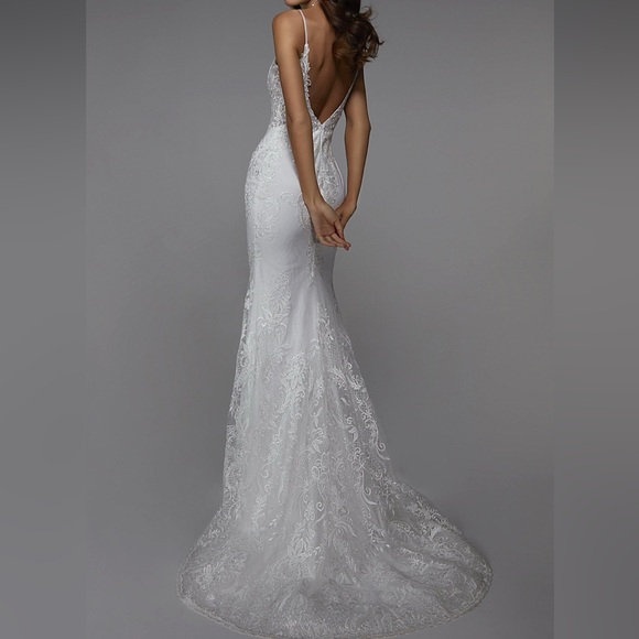 Alyce Paris 7028 Ivory-Sand Size Lace V Neck Sleeveless Wedding Dress NWT - Picture 2 of 6